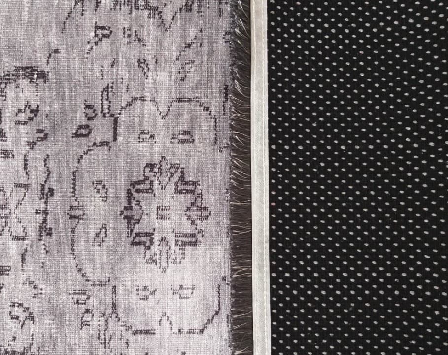 Krásný orientální koberec ve vintage stylu 4