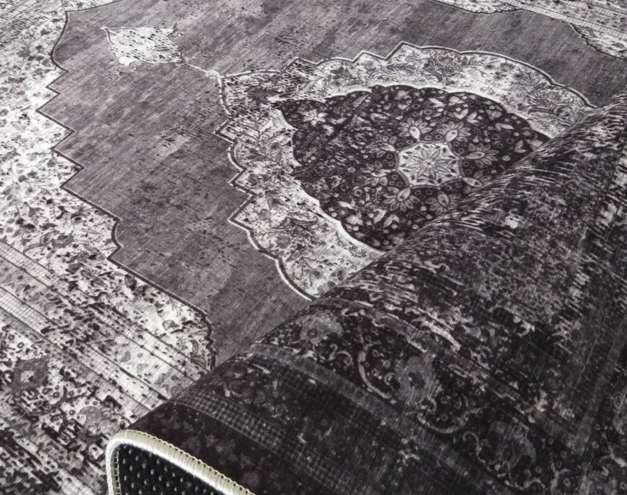 Šedý koberec se vzorem v orientálním stylu 6