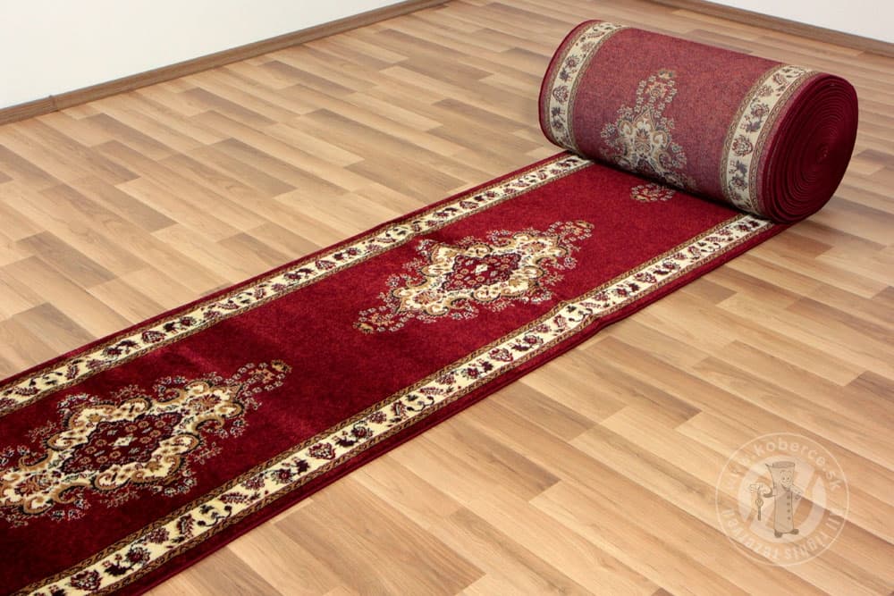 Běhoun Medailon 6985A Red 67 cm 2