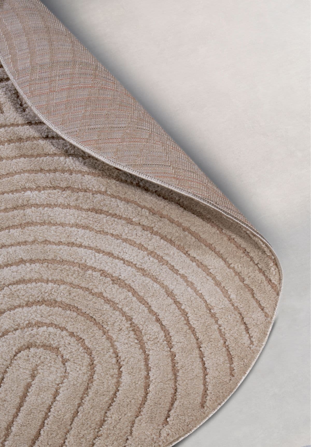 Kruhový kusový koberec Elle Decoration New York 106204 Taupe Ø 160 cm 2