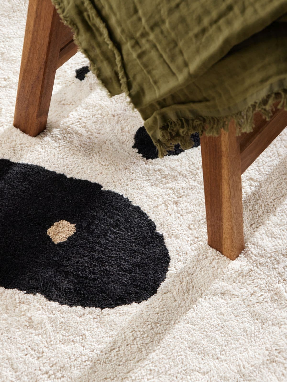Dětský kusový koberec Hanse Home Snuggle 106445 Cream Black 4