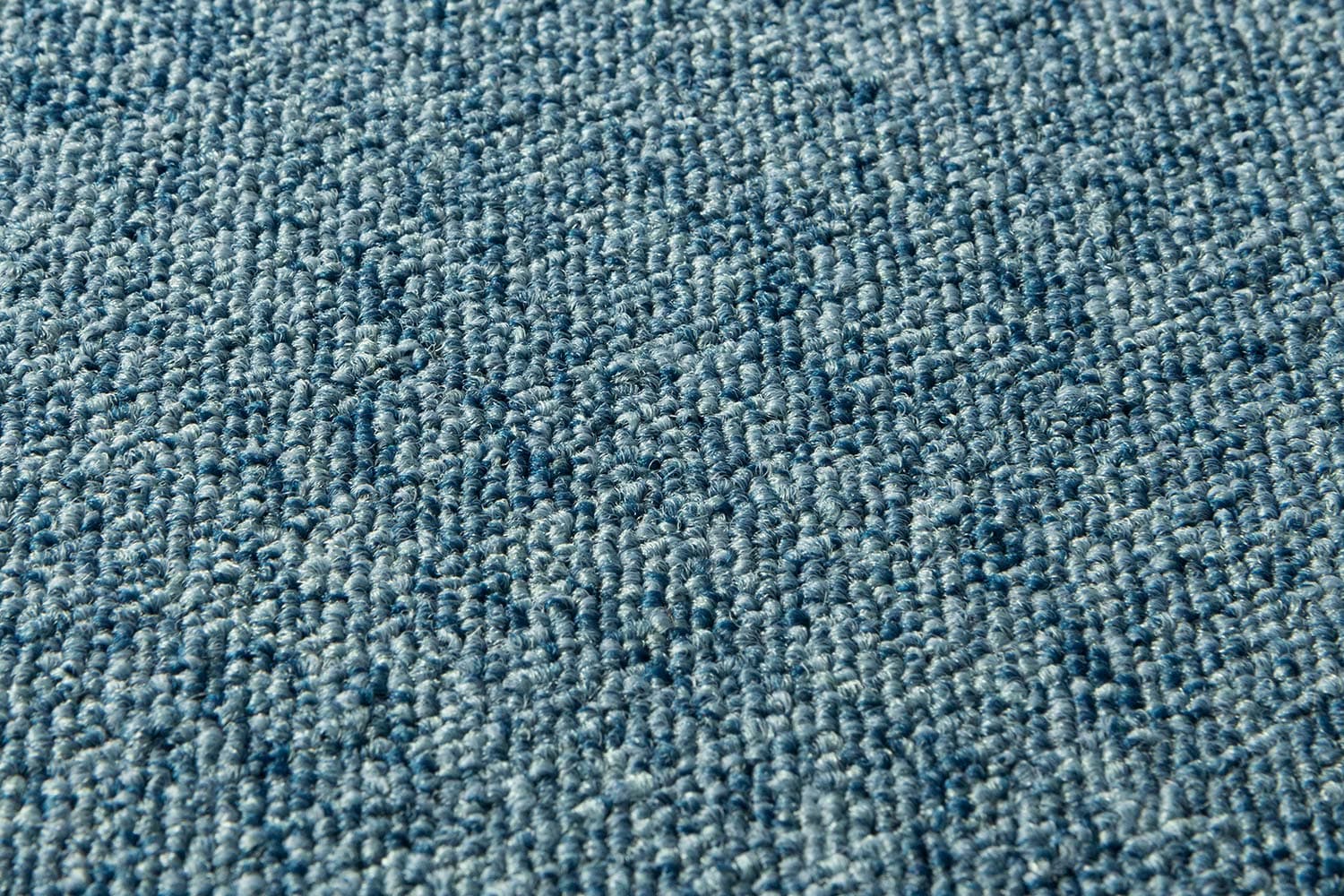 Metrážový koberec Lyon Solid 282 3