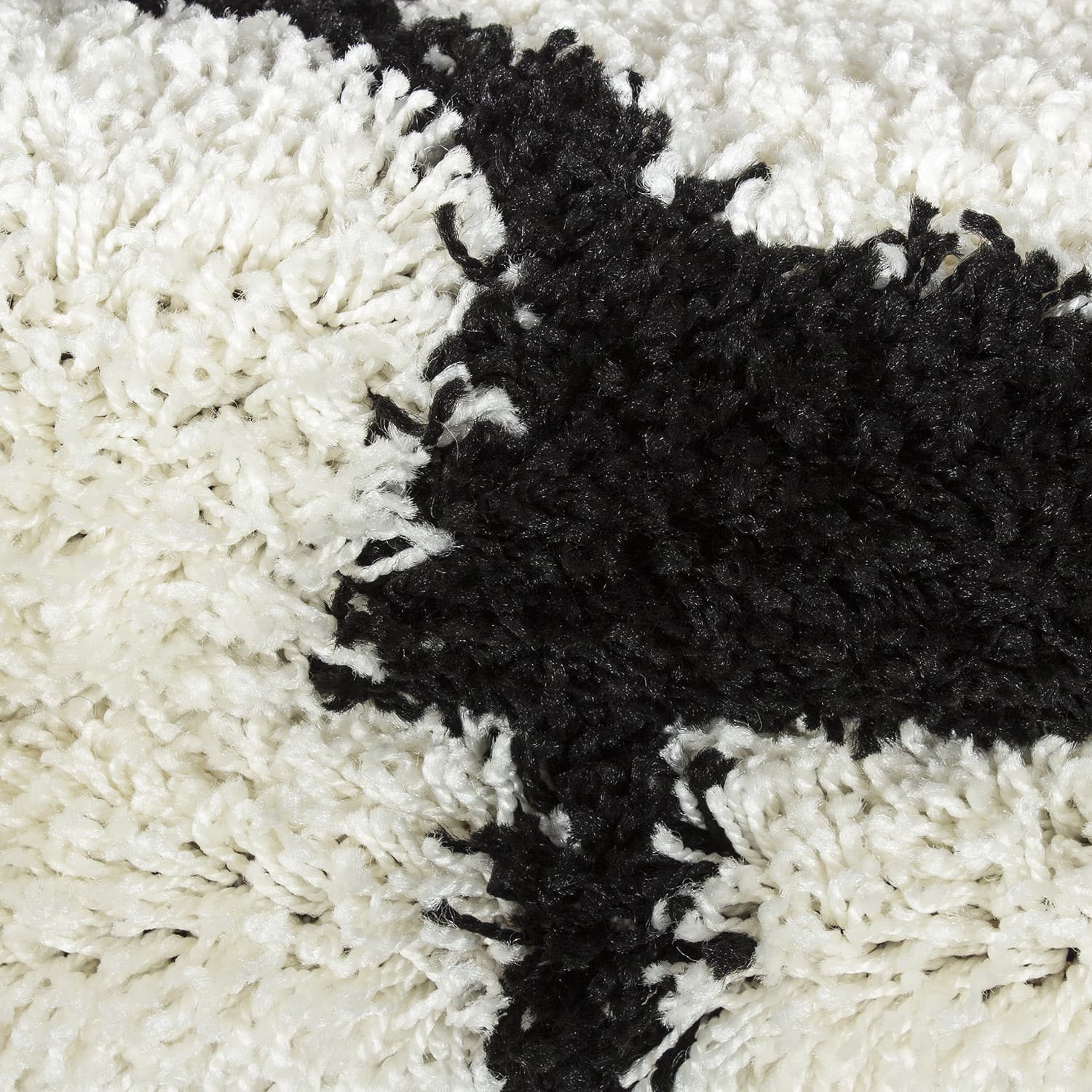 Kusový koberec Fun 6001 black 2
