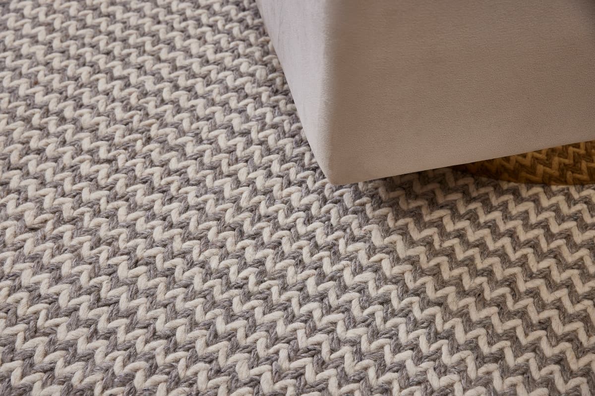 Ručně vázaný kusový koberec Fusilli DE 9415 White Mix 2