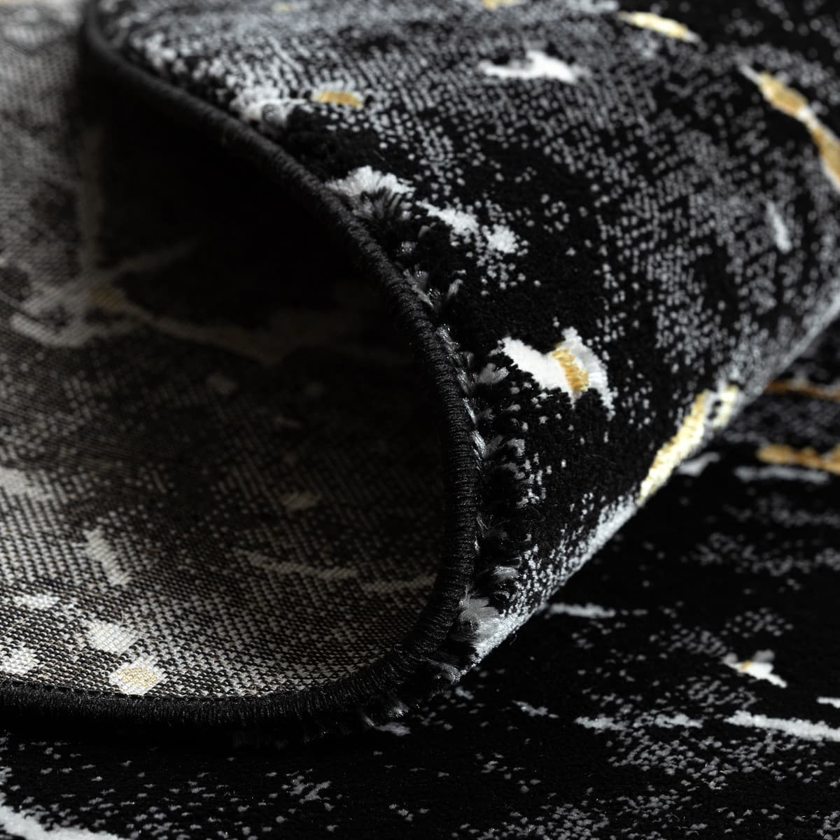 Kusový koberec Allure 1963 black/gold kruh 6