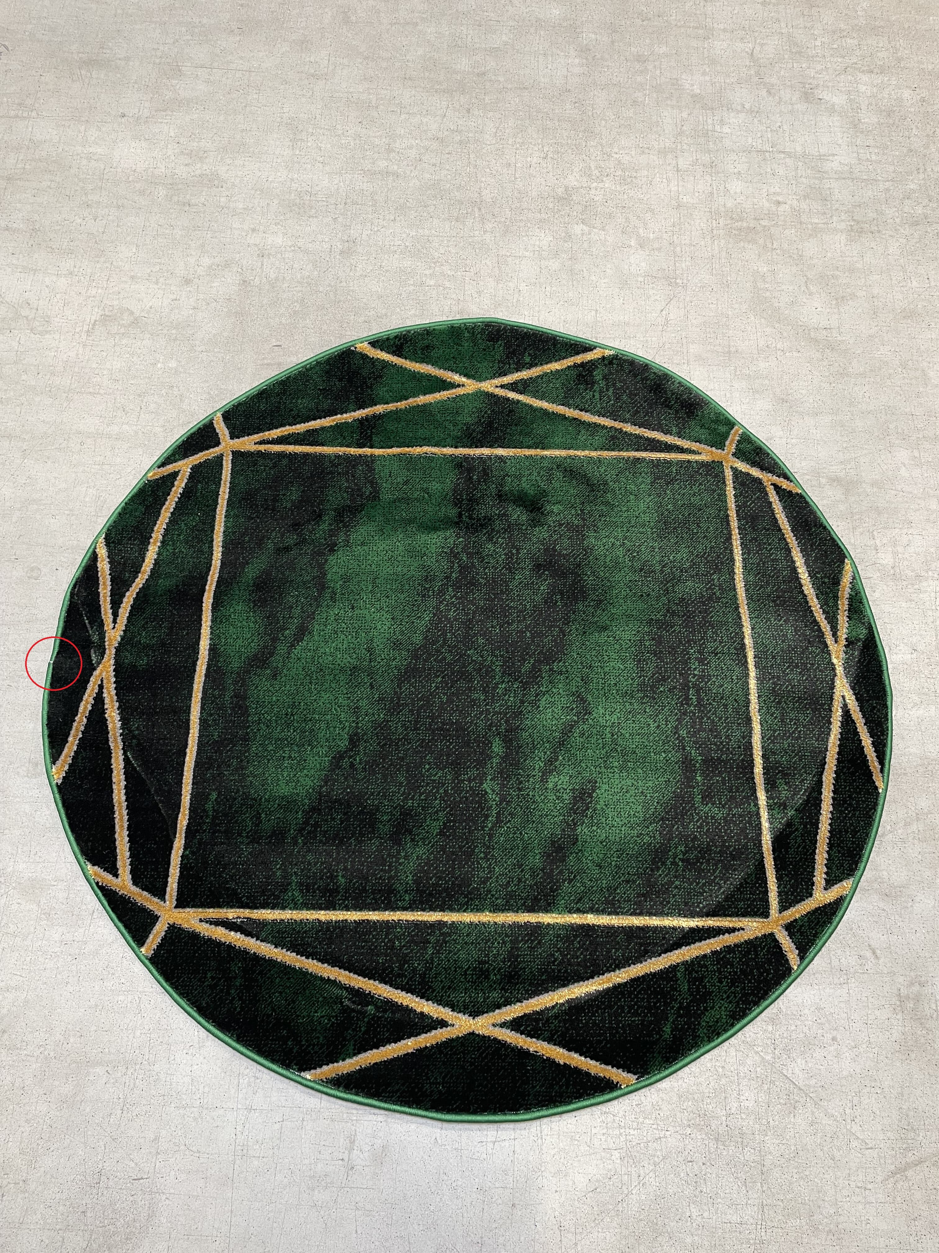 Poškozený Kusový koberec Emerald 1022 green and gold kruh 2