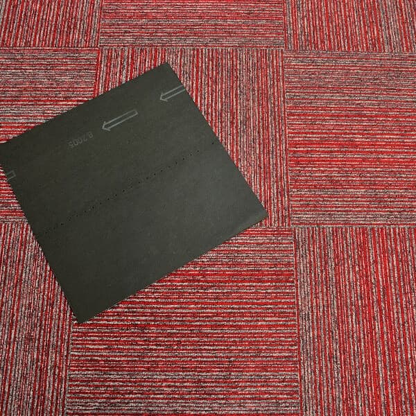 Kobercový čtverec Coral Lines 60380-50 červeno-šedý 4
