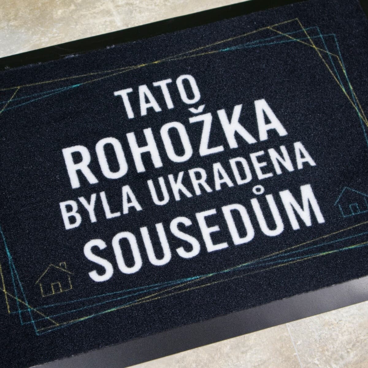 Tato rohožka byla ukradena sousedům - na ven i na doma 5